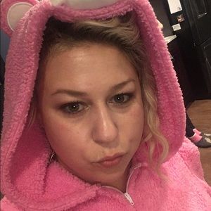 Meet your Posher, Lisa